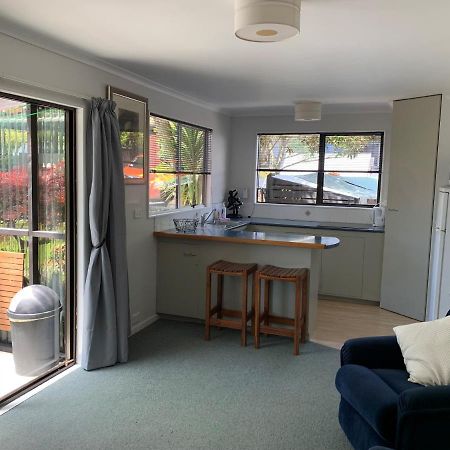 Twin Oaks Quiet Cottage Paraparaumu Kültér fotó