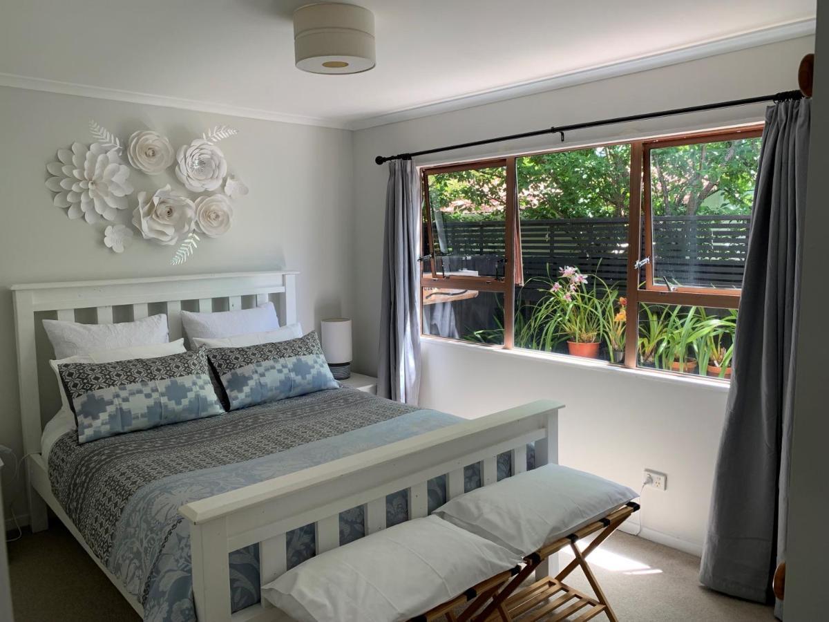 Twin Oaks Quiet Cottage Paraparaumu Kültér fotó